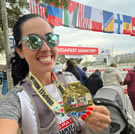 Ela vai correr 52 maratonas para ajudar as crianças gaúchas